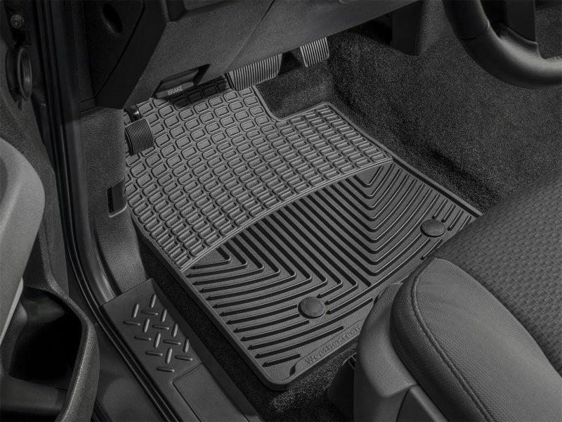 WeatherTech 04 Volkswagen R32 Front Rubber Mats - Black