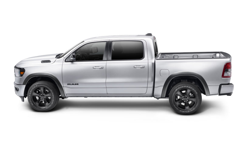 Bushwacker 19-22 Ram 1500 (Excl. Rebel/TRX) 76.3 & 67.4in Bed OE Style Flares 4pc Set - Blk / Smooth